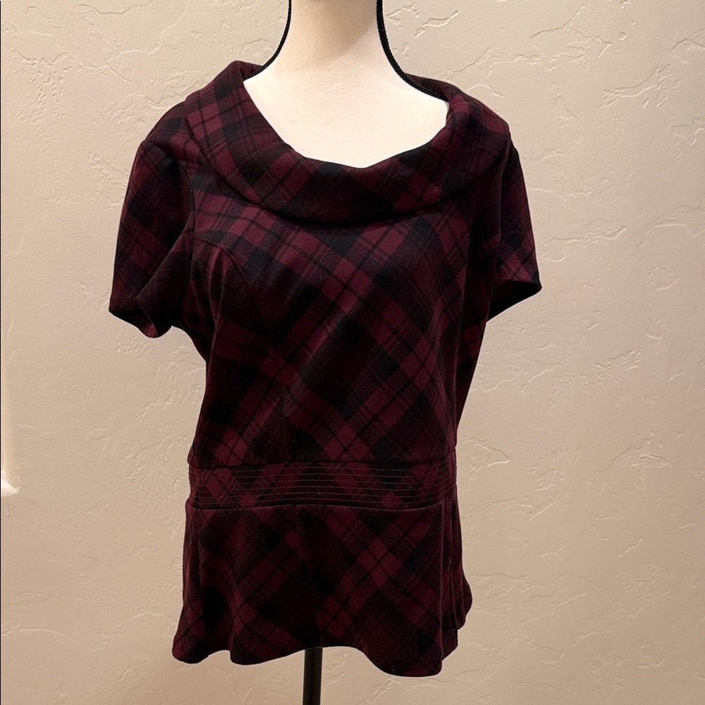 White House Black Market Women's Plaid Short-Sleeve Cowl Neck Top - Plum/Black